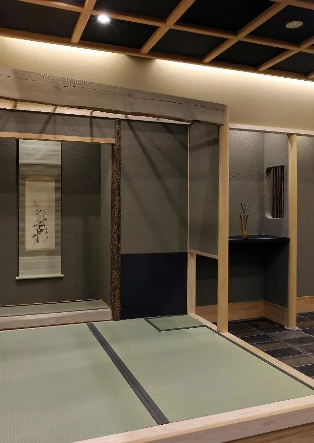 Suzuran Tengachaya Osaka Ryokan