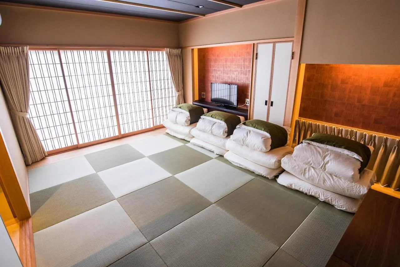 Suzuran Tengachaya Osaka
